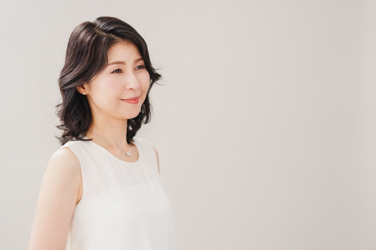 浅野真弓20251230白横